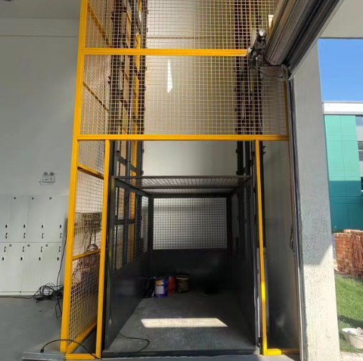 柘荣导轨式升降机助力物流园破解运输难题